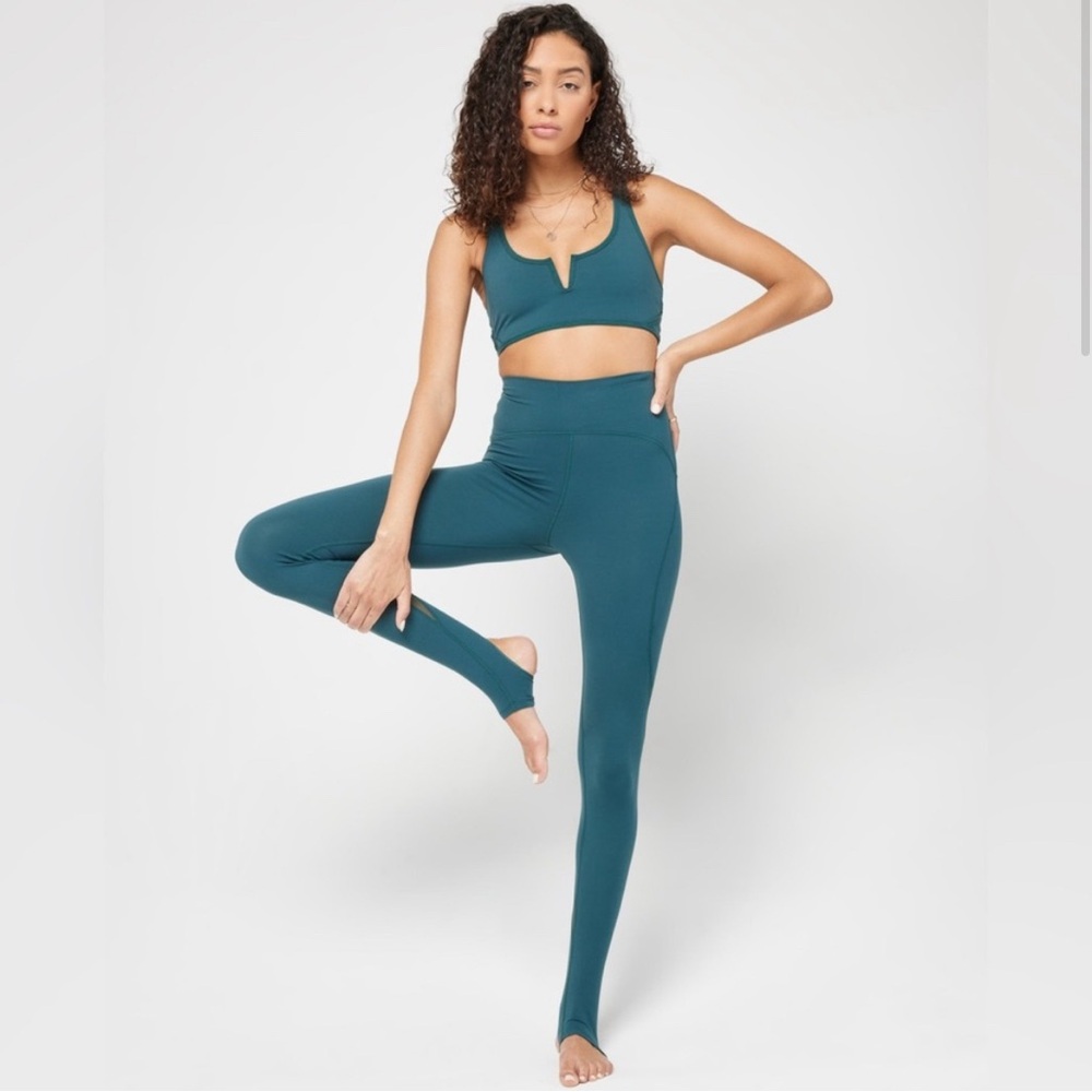 L*Space Green Leggings High-Waisted Stretchy Design